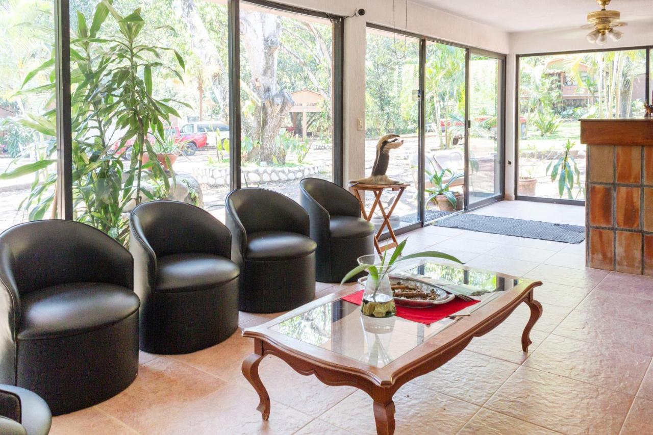 Cotlamani Hotel Aventura จาลโคมัลโค ภายนอก รูปภาพ